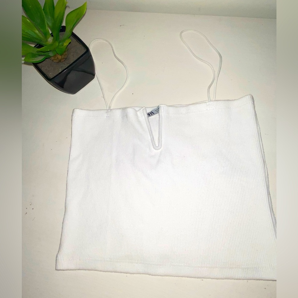 Cute Zara V White tank top